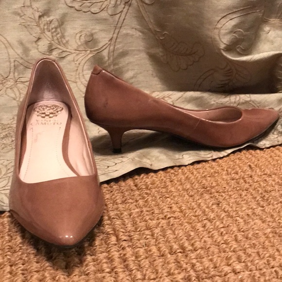 ‼️SOLD‼️Vince Camuto - Picture 2 of 4